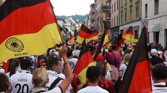 Coverbild Deutschland / Giulia Gwinn