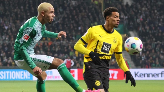 Sportschau Bundesliga - Dortmund Bleibt Gegen Bremen Auf Kurs