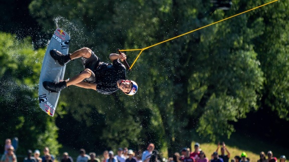 Mittagsmagazin - Munich Mash - Wakeboard, Skateboard Und Bmx