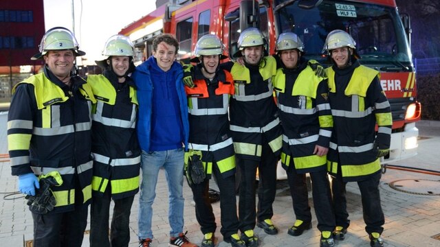 Der Erste Hilfe-Check | Checker Julian ist bei der Feuerwehr München und checkt, wie sie Erste Hilfe leisten - zum Beispiel bei einem Verkehrsunfall. | Bild: BR |  megaherz filmproduktion gmbh - Martin Huber