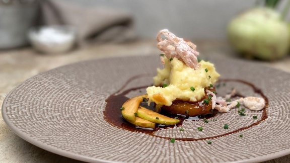 Ard-buffet - Rezept: Kohlrabi-törtchen Mit Apfelsauce Und Kartoffelpüree